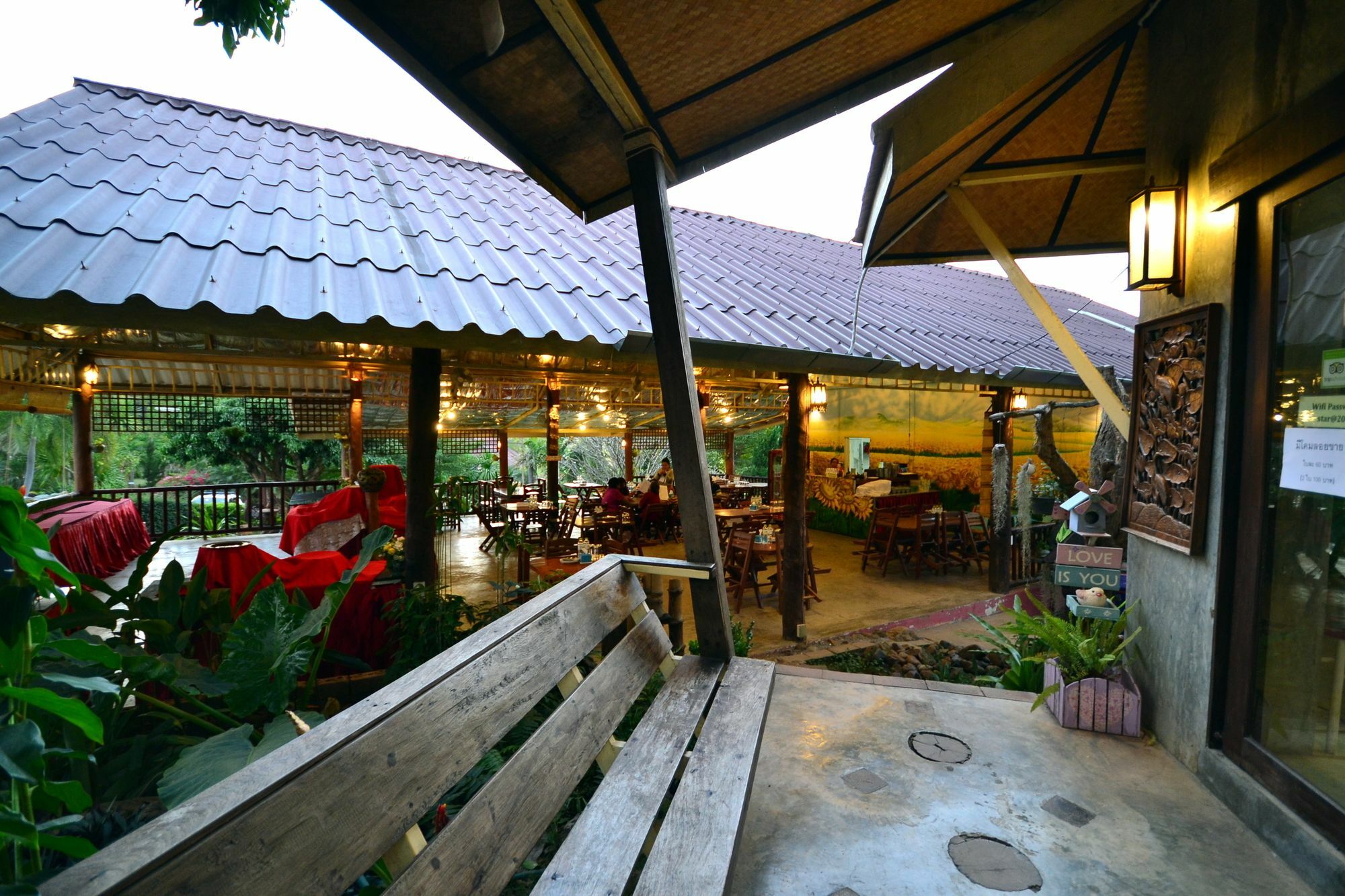 Touch Star Resort - Doi Inthanon Chom Thong Dış mekan fotoğraf